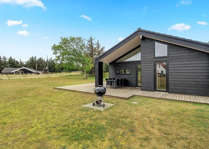 Vasilka - 800m From The Sea By Interhome