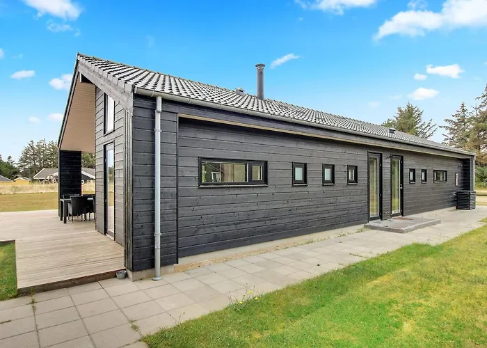 Vasilka - 800m From The Sea By Interhome *